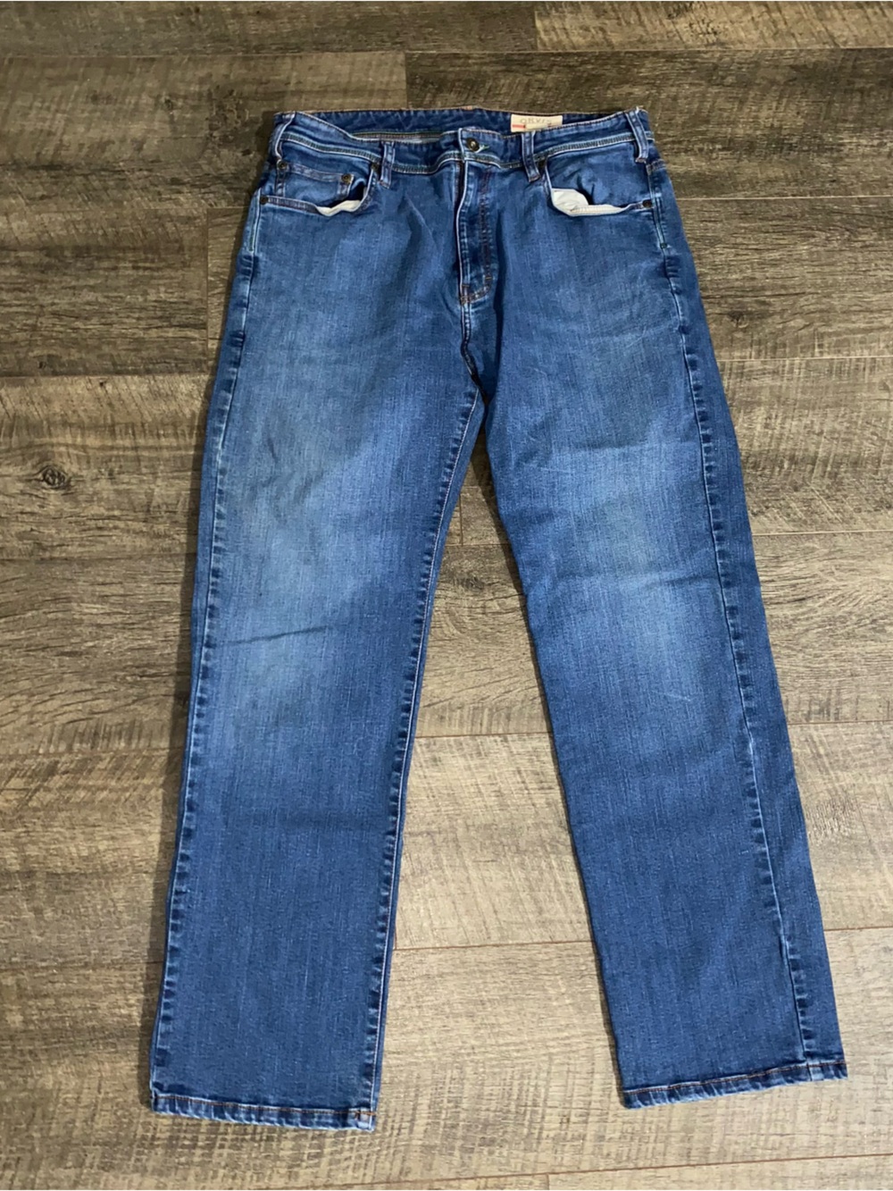 Orvis 5 Pocket Straight Leg Men’s Jeans 36x32 Pants Fishing Outdoors Medium Wash